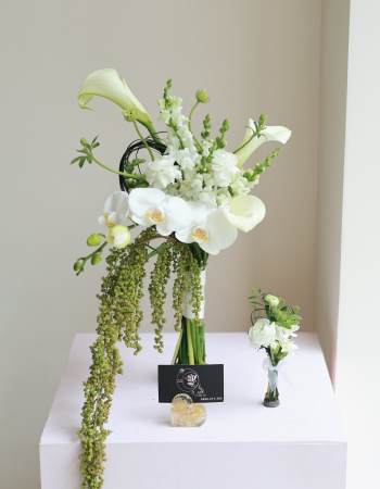 Aventhia Floral