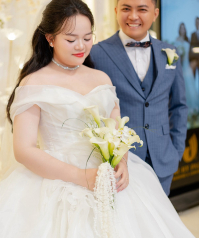 Cô Dâu Tường Vy 