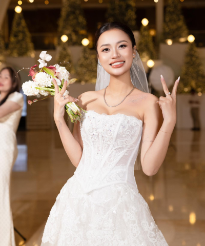 Cô Dâu Quỳnh Anh