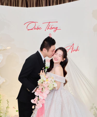 Cô Dâu Hoàng Anh