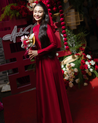 Ánh Nguyệt & Văn Tỷ