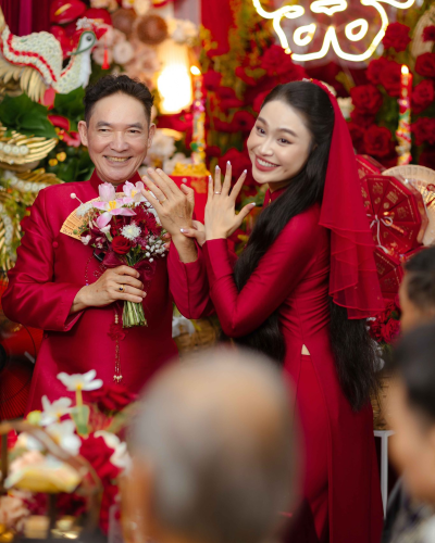 Ánh Nguyệt & Văn Tỷ