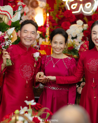 Ánh Nguyệt & Văn Tỷ