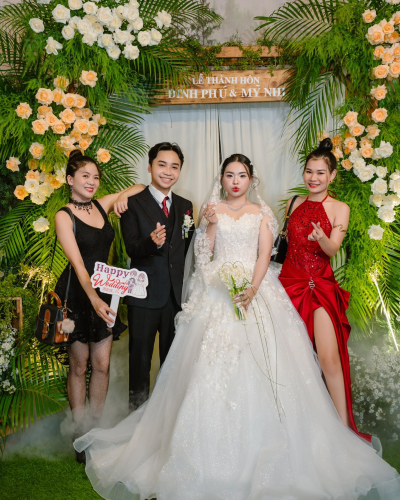 Mỹ Nhi & Đình Phú