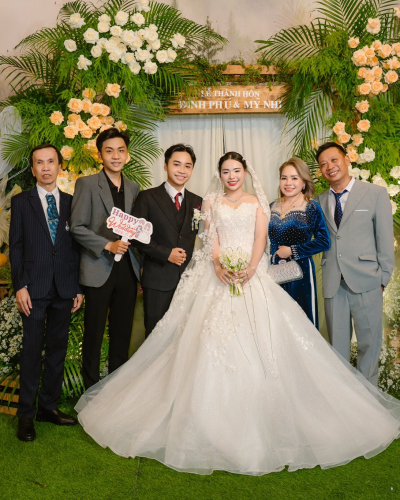 Mỹ Nhi & Đình Phú