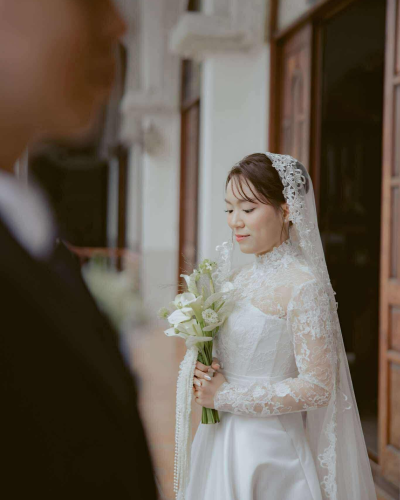 Hoa Cưới Tinh Khôi từ hoa Calla lily ,Thiên Môn và cả thiên nga mắt ngọc 