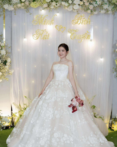 Bích Tuyền  & Minh Hải