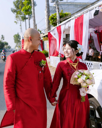 Cô Dâu Tiểu Phụng