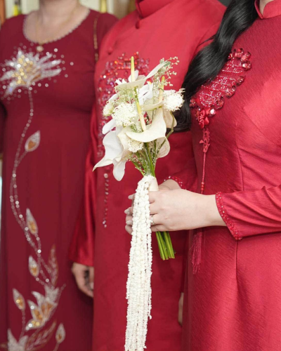 Cô Dâu Tuyết Mai
