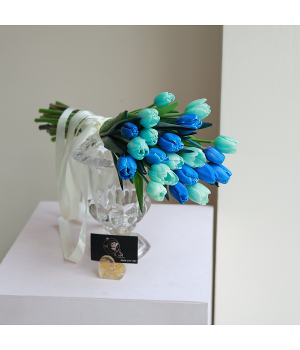 Opaline Bloom