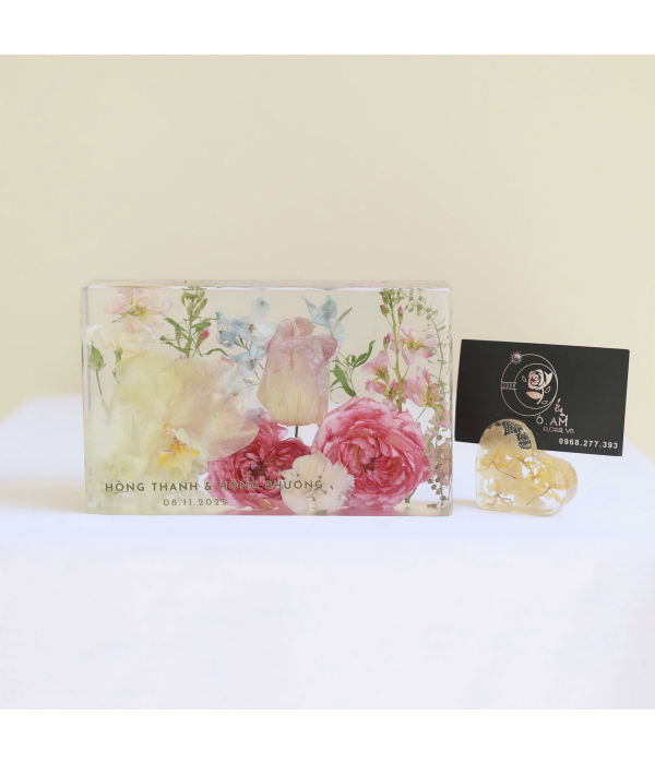 Set 3 sản phẩm được Dâu lựa chọn để lưu lại 2 bó Hoa Cưới