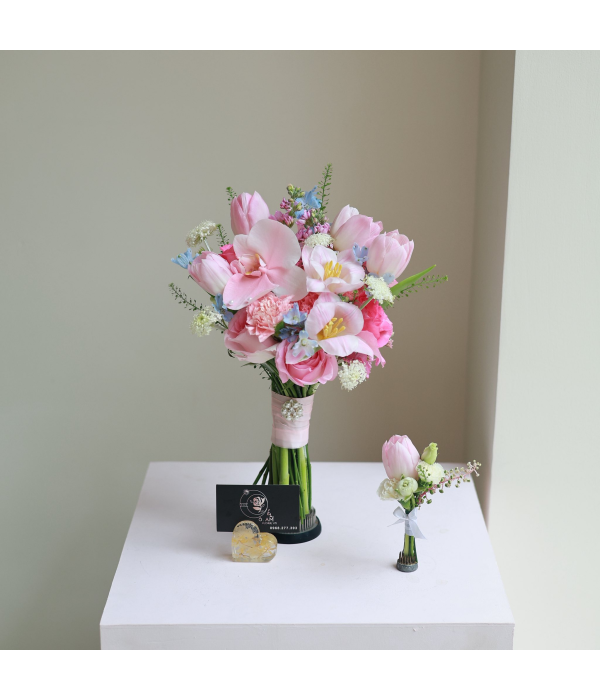 Alstroemeria
