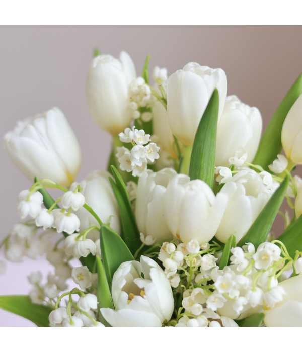 Caelvianne Floral