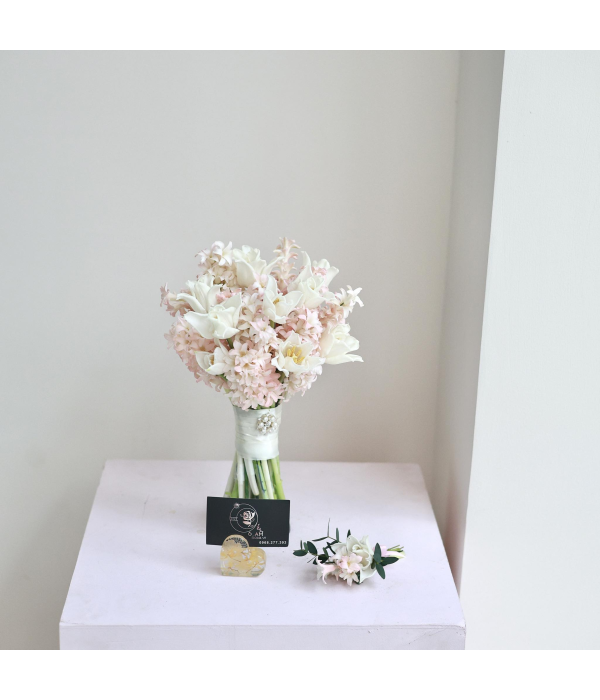 Noverith Floral