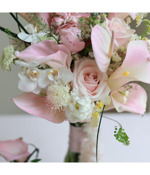 Zyonaire Floral