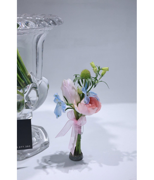 Midnight Petals