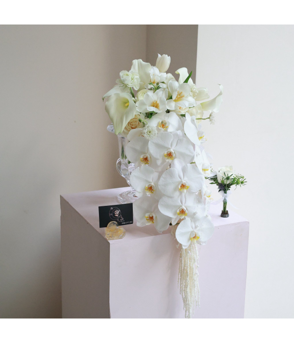 Aevrynt Bloom